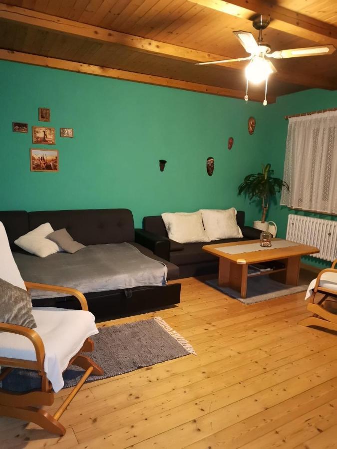 Prazdninovy Byt Arin Appartement Jáchymov Buitenkant foto
