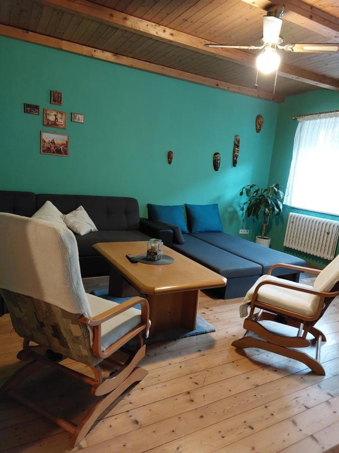 Prazdninovy Byt Arin Appartement Jáchymov Buitenkant foto