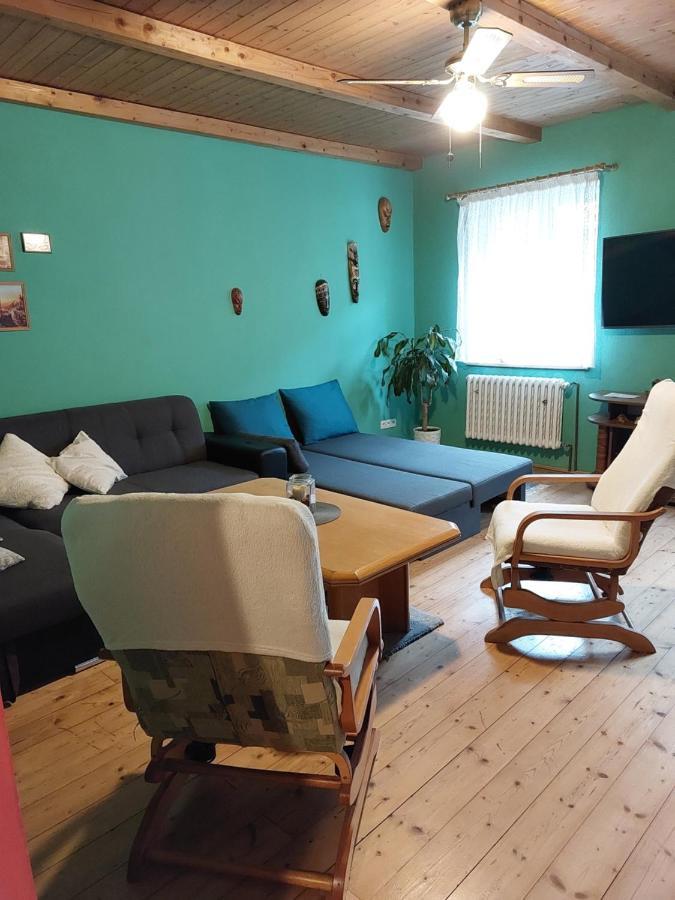 Prazdninovy Byt Arin Appartement Jáchymov Buitenkant foto
