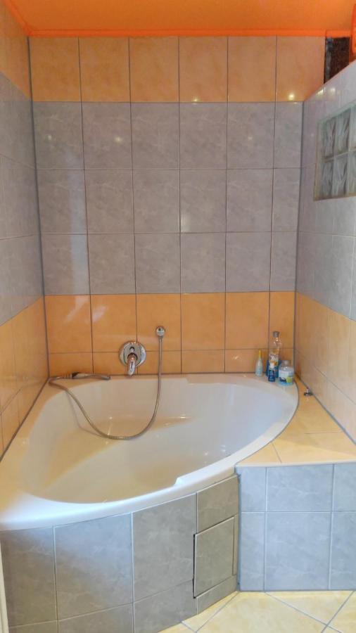 Prazdninovy Byt Arin Appartement Jáchymov Buitenkant foto